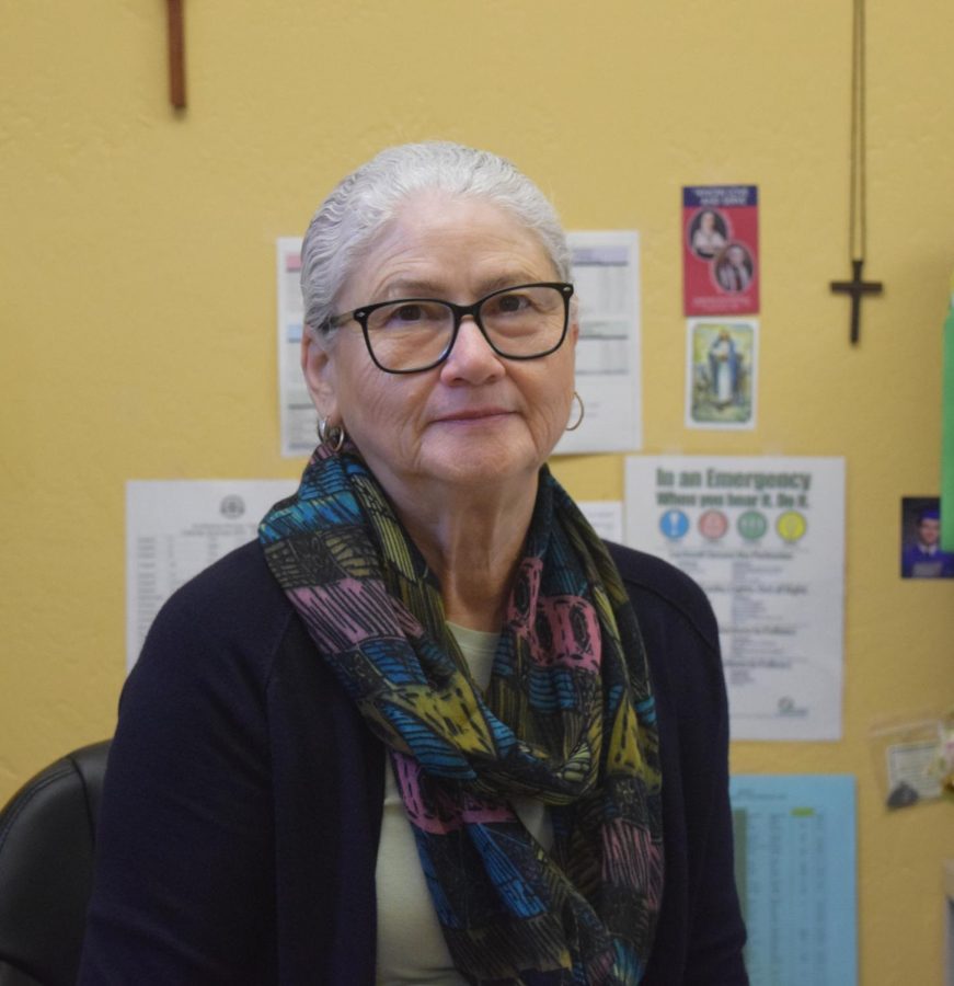 Virginia Alvarado, Administrative Assistant to
the Dean of Students, will retire at the end of
December after 28 years at Archbishop Riordan.