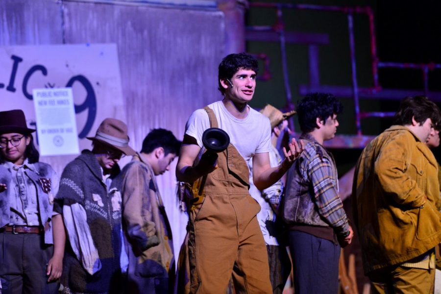 Estefan Granucci ’19 starred in “Urinetown” as Bobby Strong.