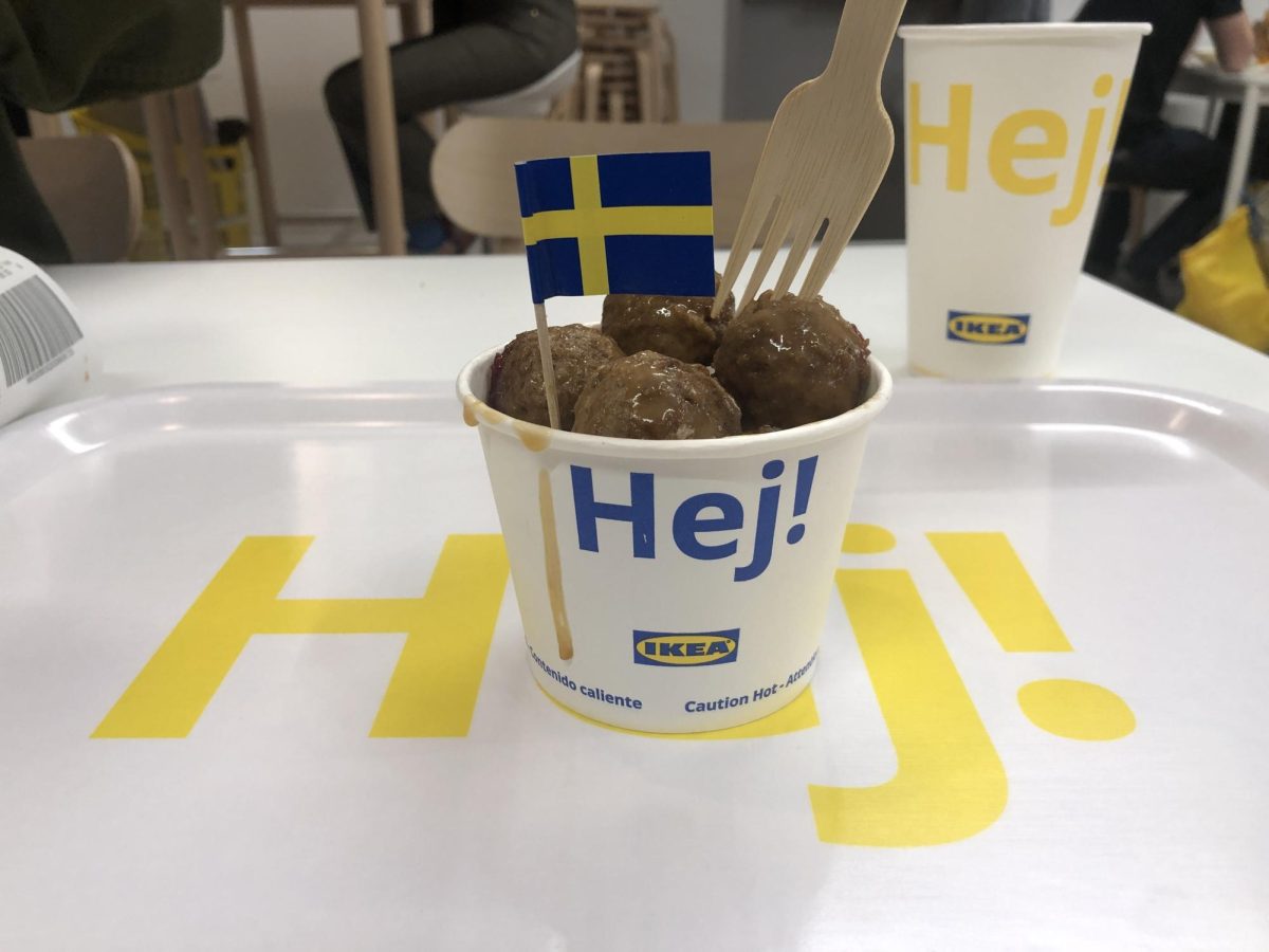 IKEAs Swedish Meatballs in a cup, adorned with a flag of Sweden.