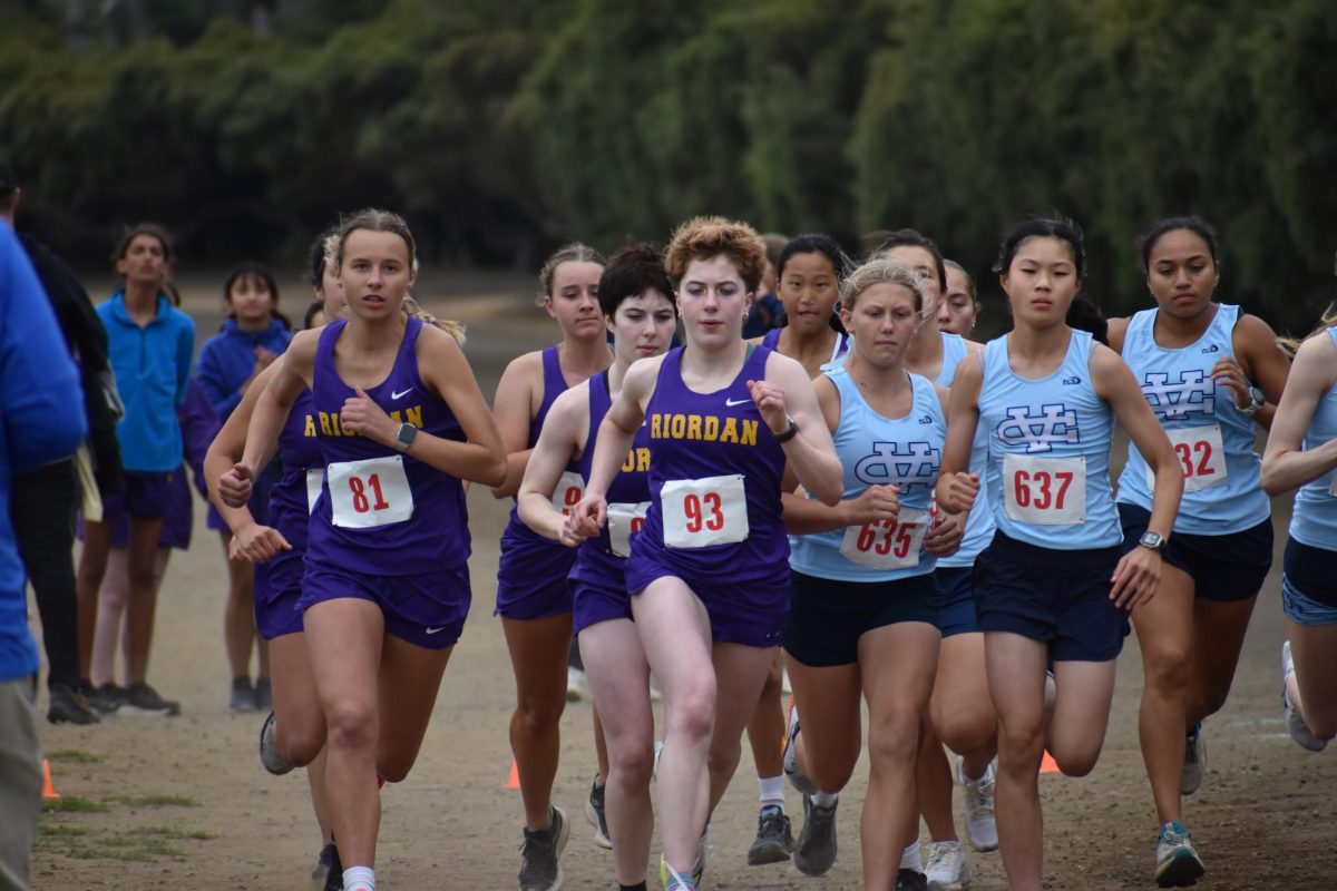 Runner Freddie Michalchuk ’26 leads at the pack at Golden Gate Park.