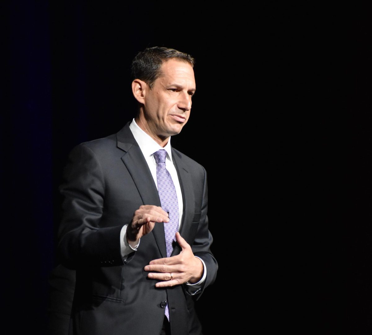 Daniel Lurie participated in a
mayoral debate in the Lindland
Theater in September.